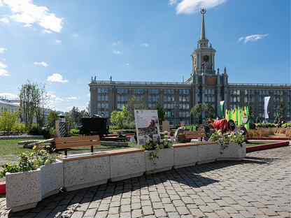Вазон из бетона Сота для цветов, 120x40x51см