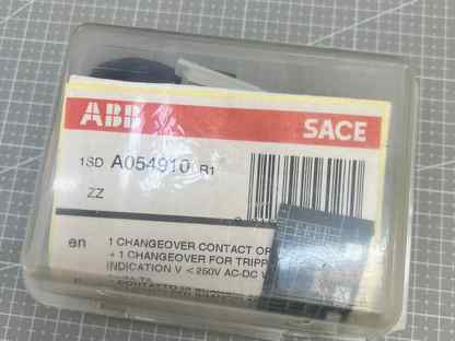 ABB Дополнительные контакты 1SDA054910R1 (1контакт состояния + 1контакт срабат-я) с кабелем и разъём