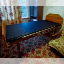 Медицинская кровать для лежачих больных
